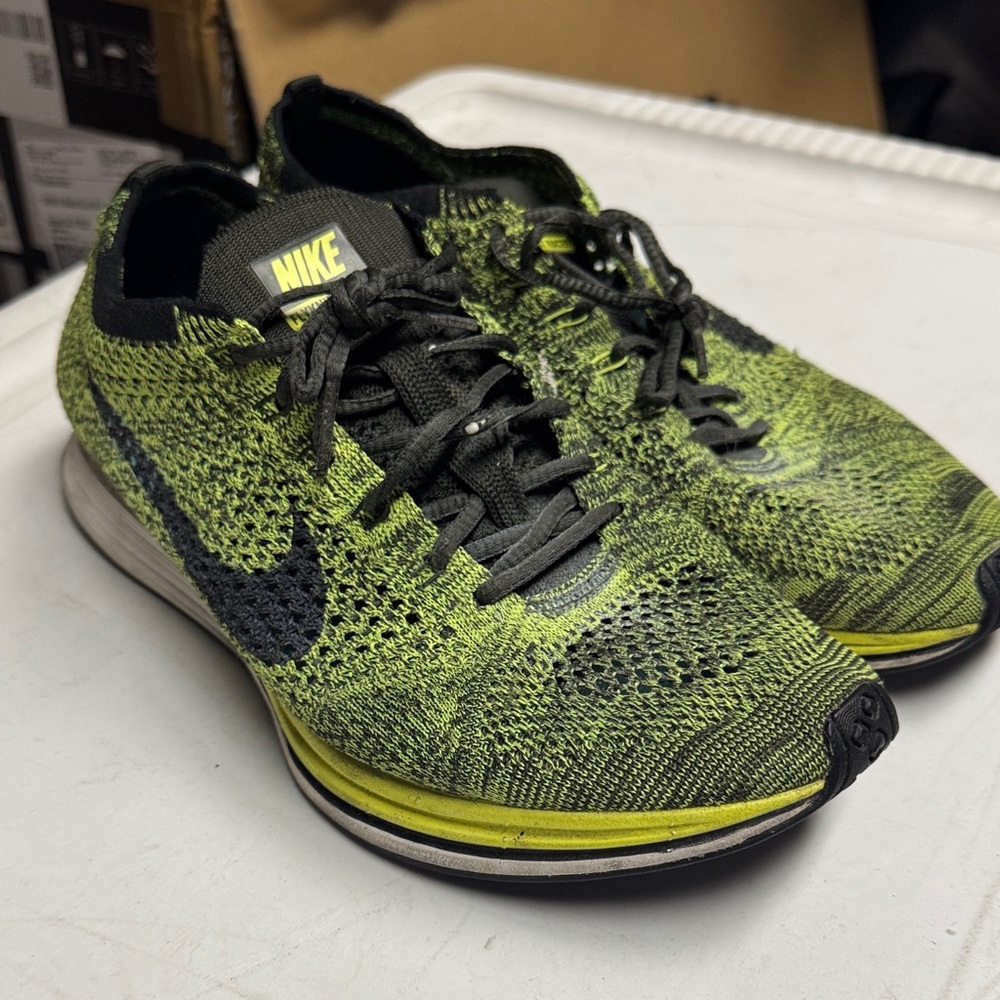 Nike flyknit racer volt sequoia